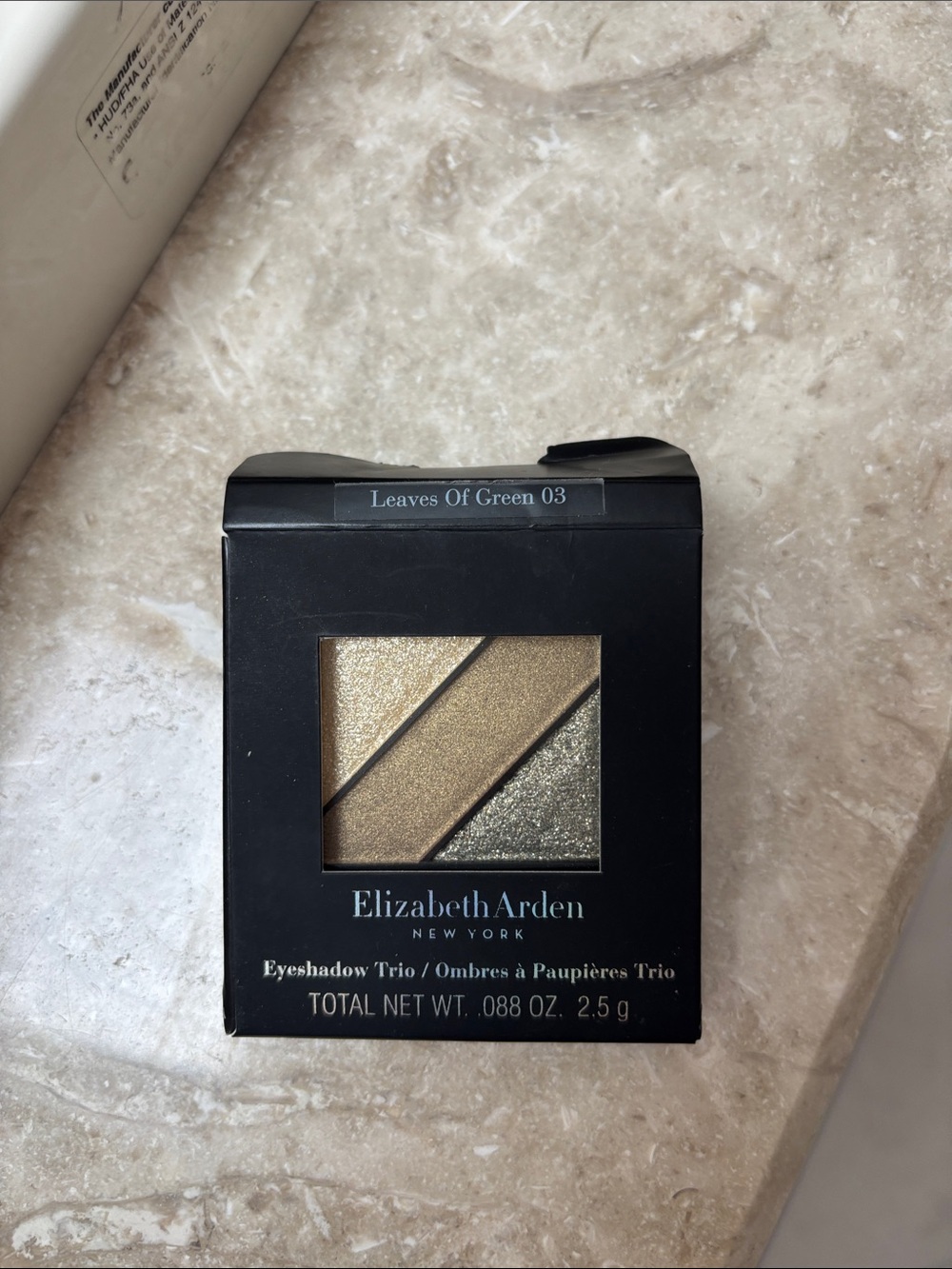 Elizabeth Arden Eyeshadow Trio - Green and Gold Shades